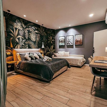 B&B Salus Civico 23 Реджо Емилия Екстериор снимка
