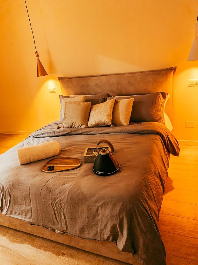 B&B Salus Civico 23 Реджо Емилия Екстериор снимка