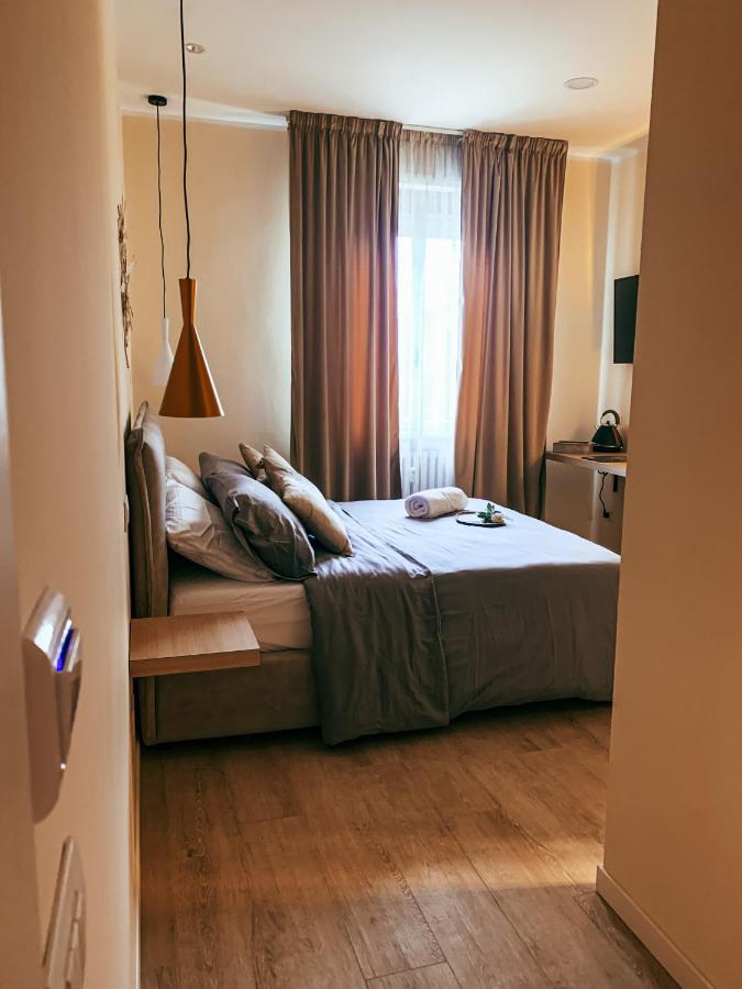 B&B Salus Civico 23 Реджо Емилия Екстериор снимка