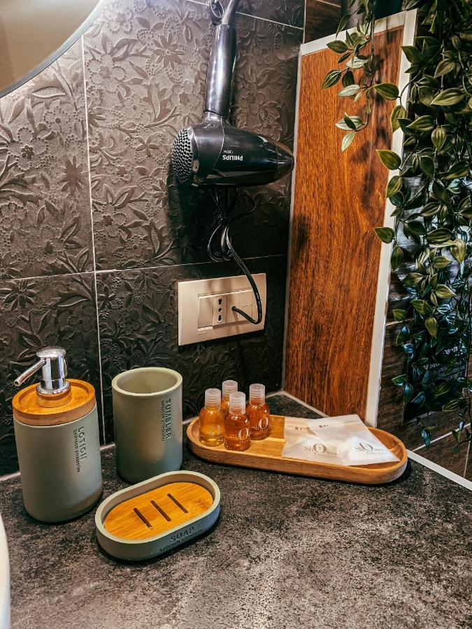 B&B Salus Civico 23 Реджо Емилия Екстериор снимка