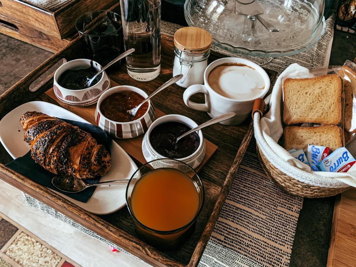 B&B Salus Civico 23 Реджо Емилия Екстериор снимка