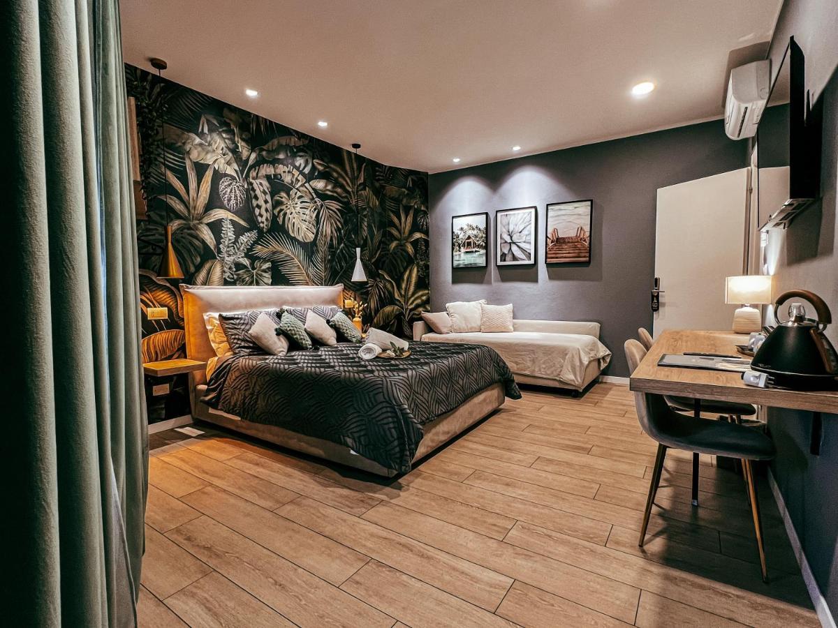 B&B Salus Civico 23 Реджо Емилия Екстериор снимка
