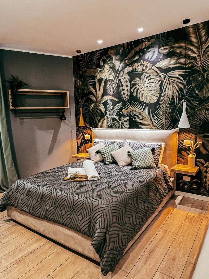 B&B Salus Civico 23 Реджо Емилия Екстериор снимка